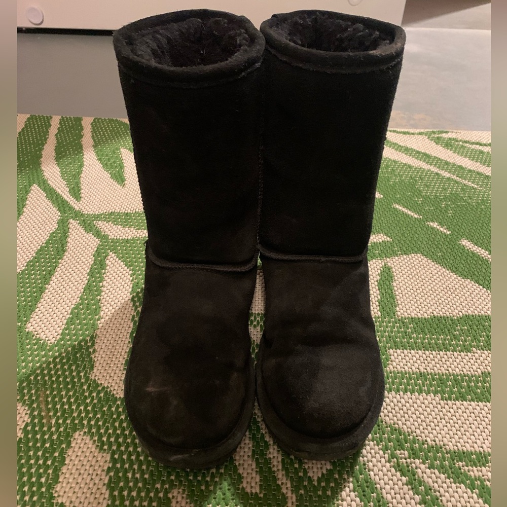 Bearpaw boots